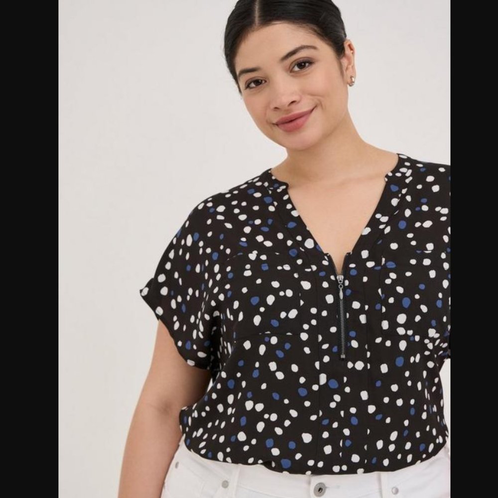 EUC, CUTE**-TORRID Georgette Zip-Front Dolman Blouse | OFFERS WELCOME!